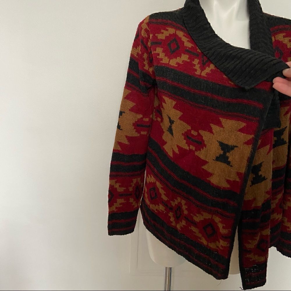 Aztec Print Knitted Waterfall Sweater - Picture 4 of 9